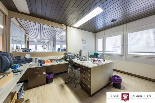 Empfangszimmer Bild 1 - 