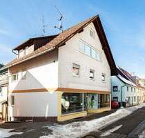 Wohn- und Geschäftshaus mit 3 Einheiten mit Optimierungspotenzial mitten in Neustadt zu verkaufen - Titisee-Neustadt