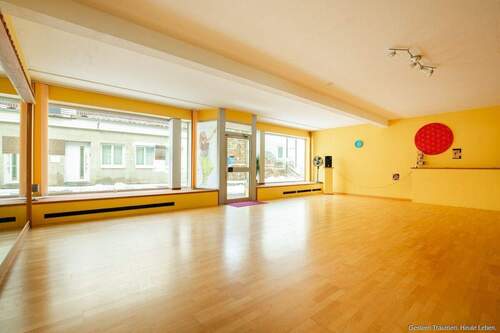 Gewerbefläche EG - Mehrfamilienhaus, Wohnhaus mit 152,00 m&sup2; in Titisee-Neustadt zum Kaufen