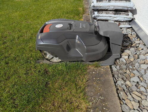 Rasenmähroboter - 