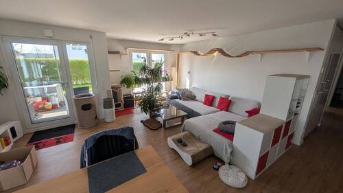 Wohnzimmer - 4-Zimmer-Gartenwohnung mit Smart-Home & gehobener Ausstattung in Schönaich