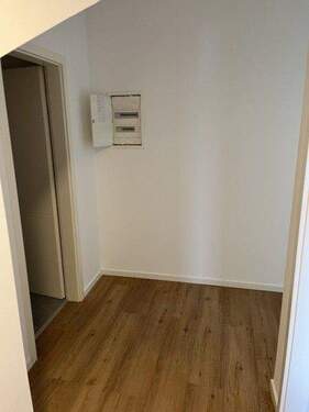 Flur - 2 Zimmer Etagenwohnung zur Miete in Nürnberg