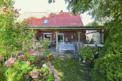 Blick zur Terrasse - 4 Zimmer Einfamilienhaus zum Kaufen in Wesselburenerkoog