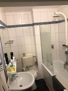 7b2c71d3-2be2-4216-b0c8-5b4ec3237d8a.JPG - 3 Zimmer Etagenwohnung in Saarbrücken