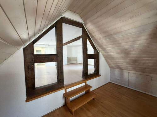 Wohnzimmer (Wohnung) - Mehrfamilienhaus, Wohnhaus mit 140,00 m&sup2; in Bad Laasphe zum Kaufen