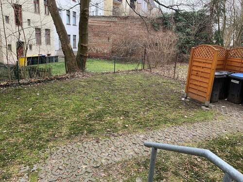 Hinterhof - 