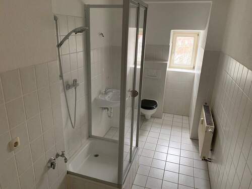 Bad - Schnäppchenzeit!!!! 2 Raumwohnung mit Einbauküche