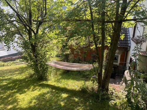 Garten - Gemütliches Einfamilienhaus mit viel Platz + idyllischer Garten
