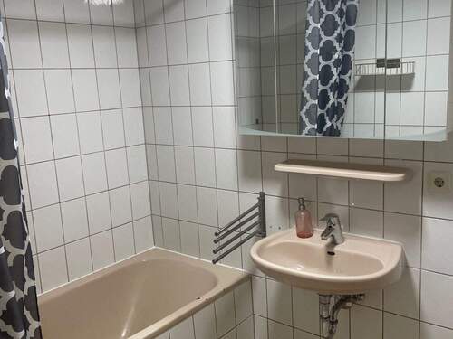 Bad - Etagenwohnung mit 85,20 m² in Fürth zur Miete