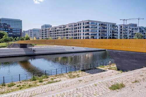 Kieler Brücke vor dem Haus - 