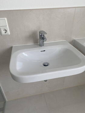Hauptbad Doppelwaschbecken - 