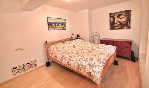 Schlafzimmer - Etagenwohnung mit 105,00 m&sup2; in Schönaich zum Kaufen