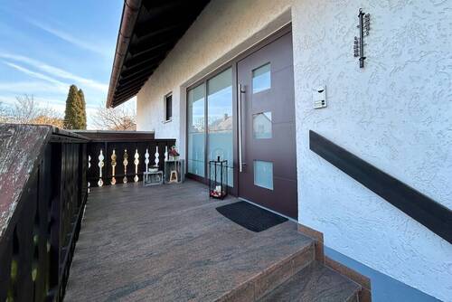 Hauseingang - Einfamilienhaus mit 247,00 m&sup2; in Lichtenau zum Kaufen