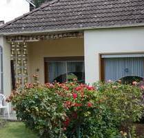 1 Haus selbst bewohnen und das 2. Haus vermieten - Neuwied Gladbach