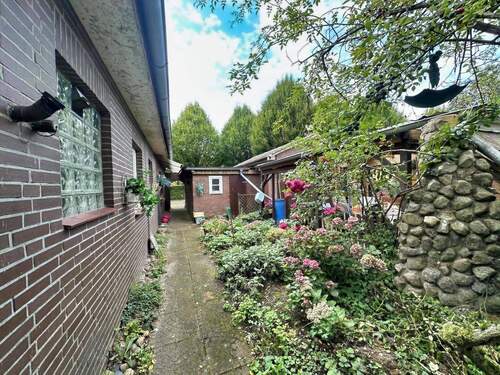 Seitenansicht - Ansicht Hauseingang - 