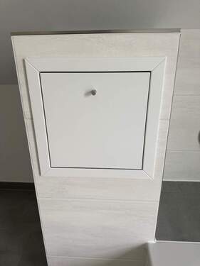 Wäscheabwurfschacht - 