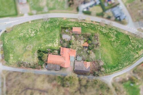 Grundstück - 9 Zimmer Mehrfamilienhaus, Wohnhaus zum Kaufen in Stemwede