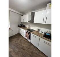 Schöne 4-Zimmer-Familien Wohnung im Herzen Zirndorfs. Provisionsfrei!!!