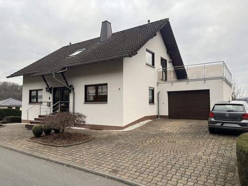 Bild 4 - Einfamilienhaus mit 140,00 m&sup2; in Etzbach zum Kaufen