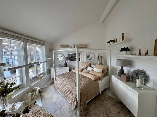 Schlafzimmer im OG - 