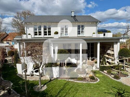 Titelbild - freistehendes Einfamilienhaus in Herzogenaurach...Einziehen und Wohlfühlen!