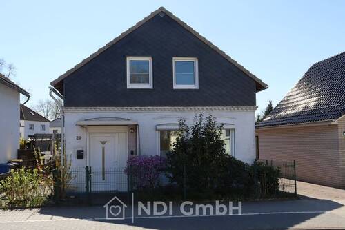 Frontansicht - Kleines Einfamilienhaus in zentraler Lage von Uetersen