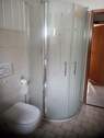 Bad mit Dusche - 
