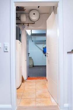 direkte Zugang HWR - Garage - 