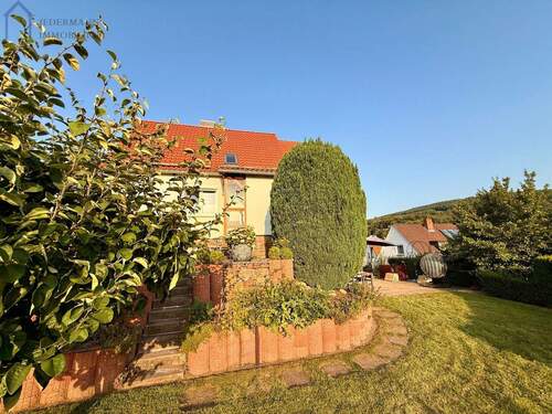 Garten - Einfamilienhaus mit 190,00 m&sup2; in Helsa zum Kaufen