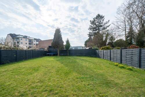 Garten - 8 Zimmer Einfamilienhaus in Leichlingen