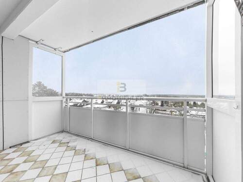 Balkon - Licht, Weite, Lage: 68 m² Wohlfühlwohnung über den Dächern von Schlebusch