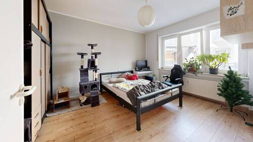 Schlafzimmer - 2 Zimmer Etagenwohnung zum Kaufen in Schkeuditz