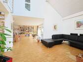 Schöner, großer Wohnbereich mit Galerie - Einfamilienhaus mit 233,00 m&sup2; in Nufringen zum Kaufen