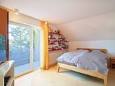 Schlafzimmer mit Bad en Suite und eigenem Balkon - 