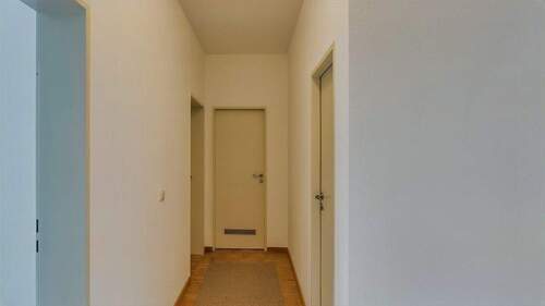 Diele - Etagenwohnung mit 94,30 m² in Korschenbroich zum Kaufen