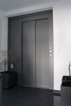 Aufzug - 3 Zimmer Etagenwohnung in Böblingen