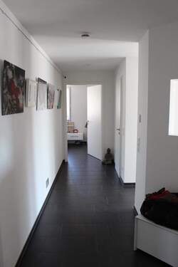 Flur - Etagenwohnung mit 109,40 m&sup2; in Böblingen zur Miete