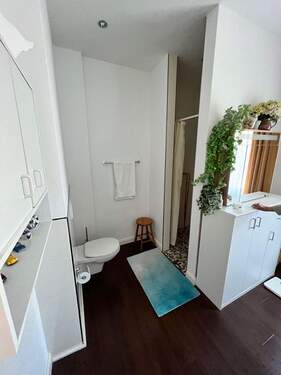 Bad mit begehbarer Dusche.jpg - 