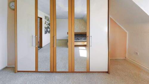 Bedroom - 