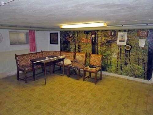 UG Hobbyraum-Vorrat - 