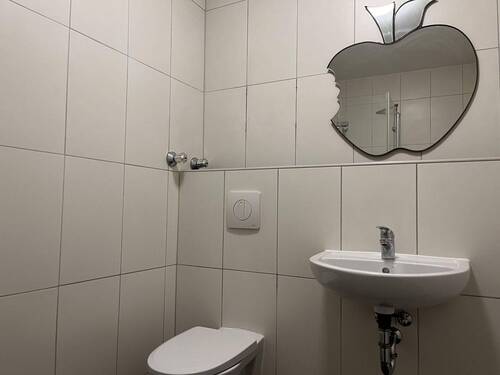 Hell und raumhoch gefliest - 