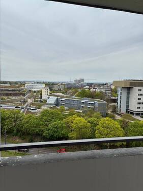 Aussicht - 2 Zimmer Etagenwohnung zur Miete in Karlsruhe