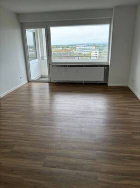 Wohnzimmer - Etagenwohnung mit 57,00 m&sup2; in Karlsruhe zur Miete
