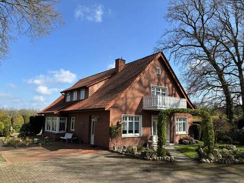 Wohnhaus - TOP gepflegte Resthofstelle in Dreeke, Barnstorf