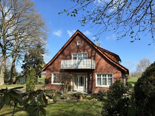Haupteingang - Mehrfamilienhaus, Wohnhaus mit 177,00 m&sup2; in Barnstorf zum Kaufen