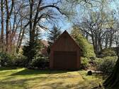 Garage - 