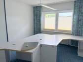 Büro 8 - 