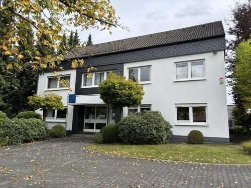 Hausansicht - Vielseitig nutzbare Büro- oder Praxisräume in Bad Marienberg