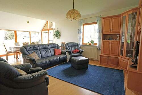 Wohnen - Einfamilienhaus mit 150,80 m&sup2; in Baunatal / Guntershausen zum Kaufen