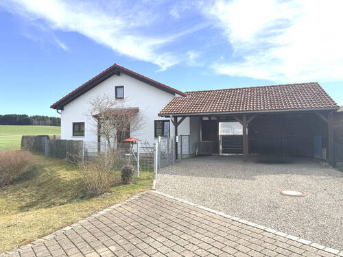 Außenansicht - *** Gepflegter Bungalow im Unterallgäu ***